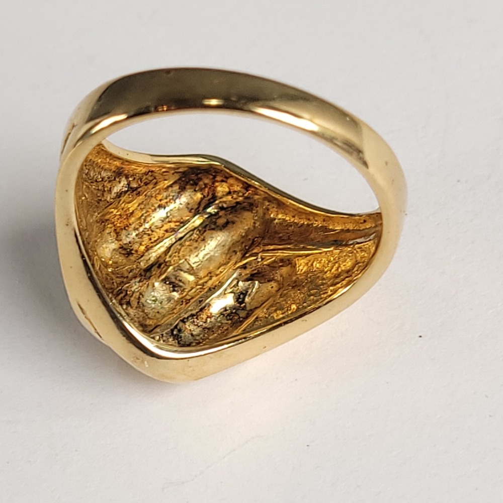 UTC Gold Vermeil Sterling Silver Ribbed Dome Statement Ring Size 10 5.39g - Picture 4 of 7